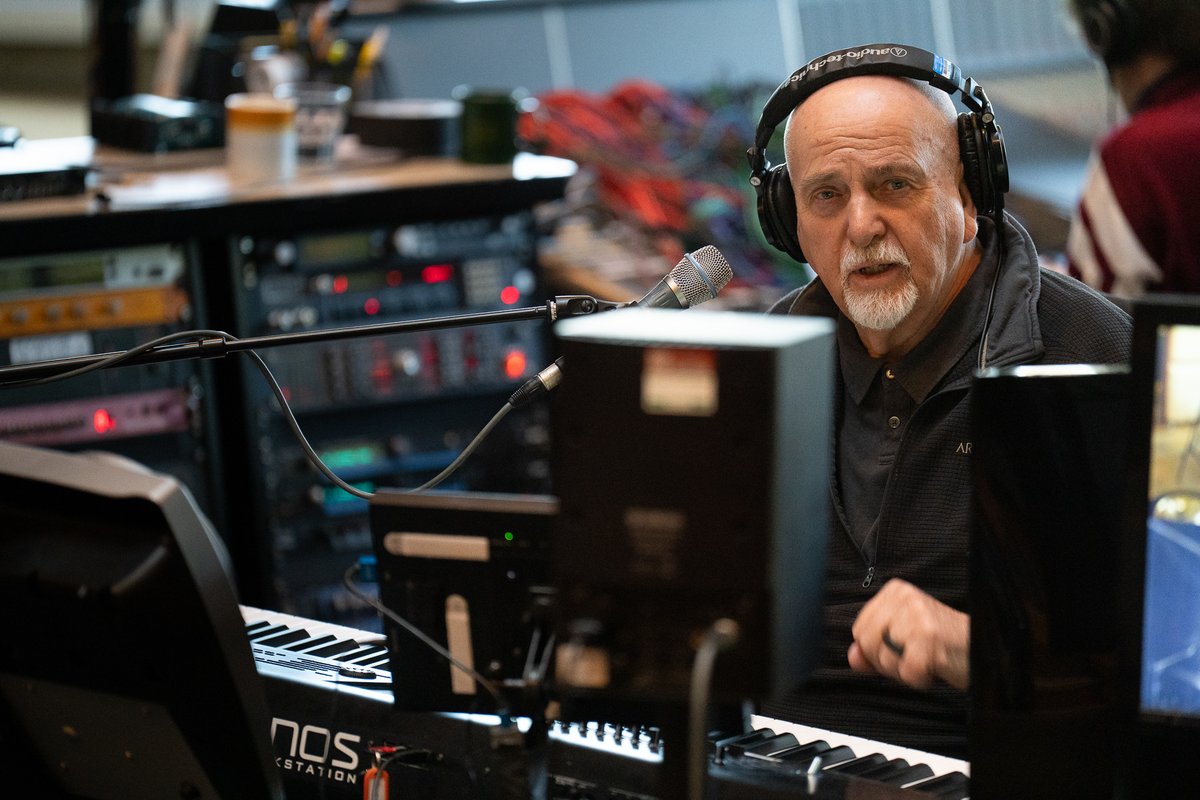 Peter Gabriel tweet media