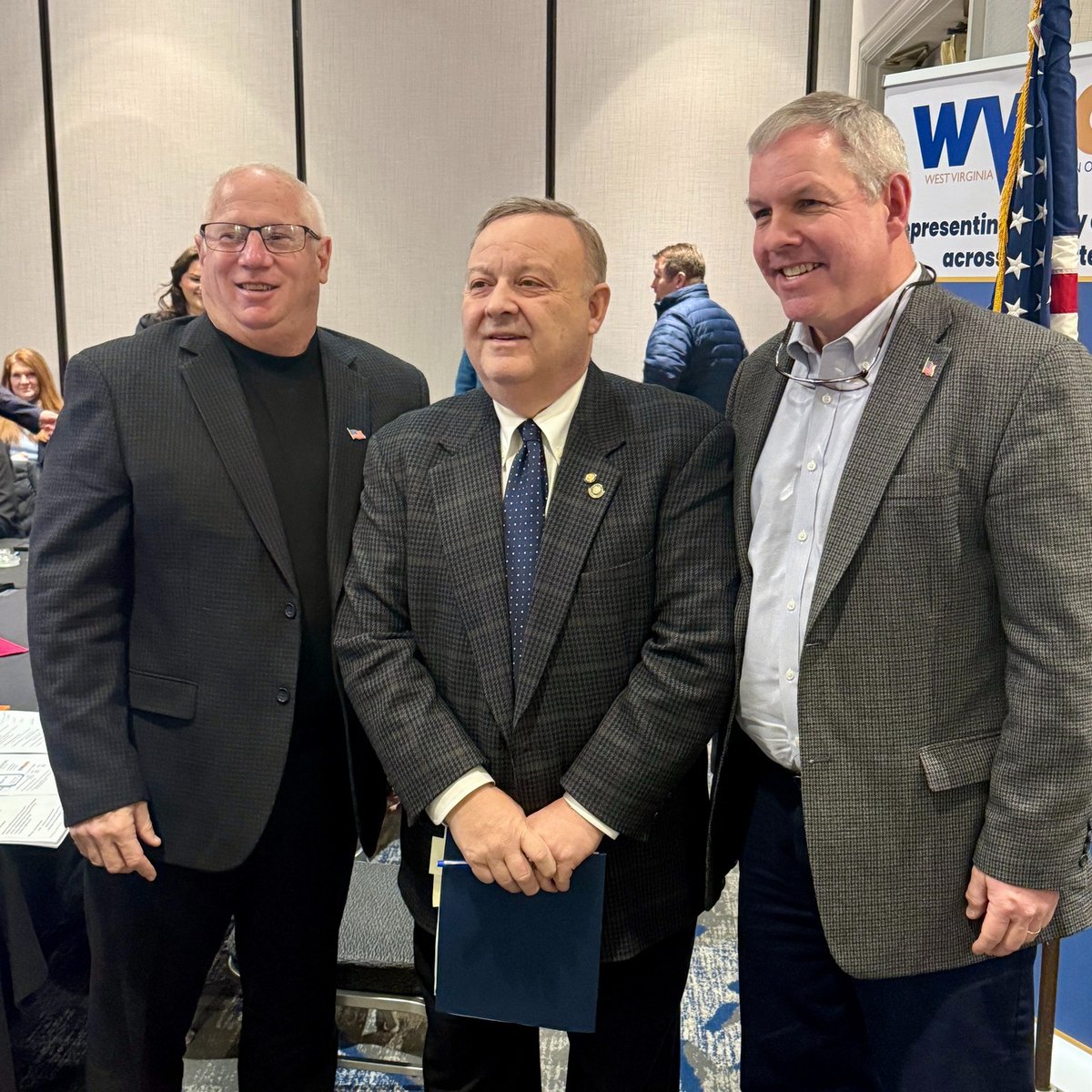 WVAuditor's tweet photo. West Virginia State Auditor Mark Hunt spoke with the WV Association of Counties Board of Directors at the annual Conference of Counties on Senate Bill 651.

Thank you, @Counties_of_WV, for the opportunity to engage and collaborate! https://t.co/zSSzOKYwcg
