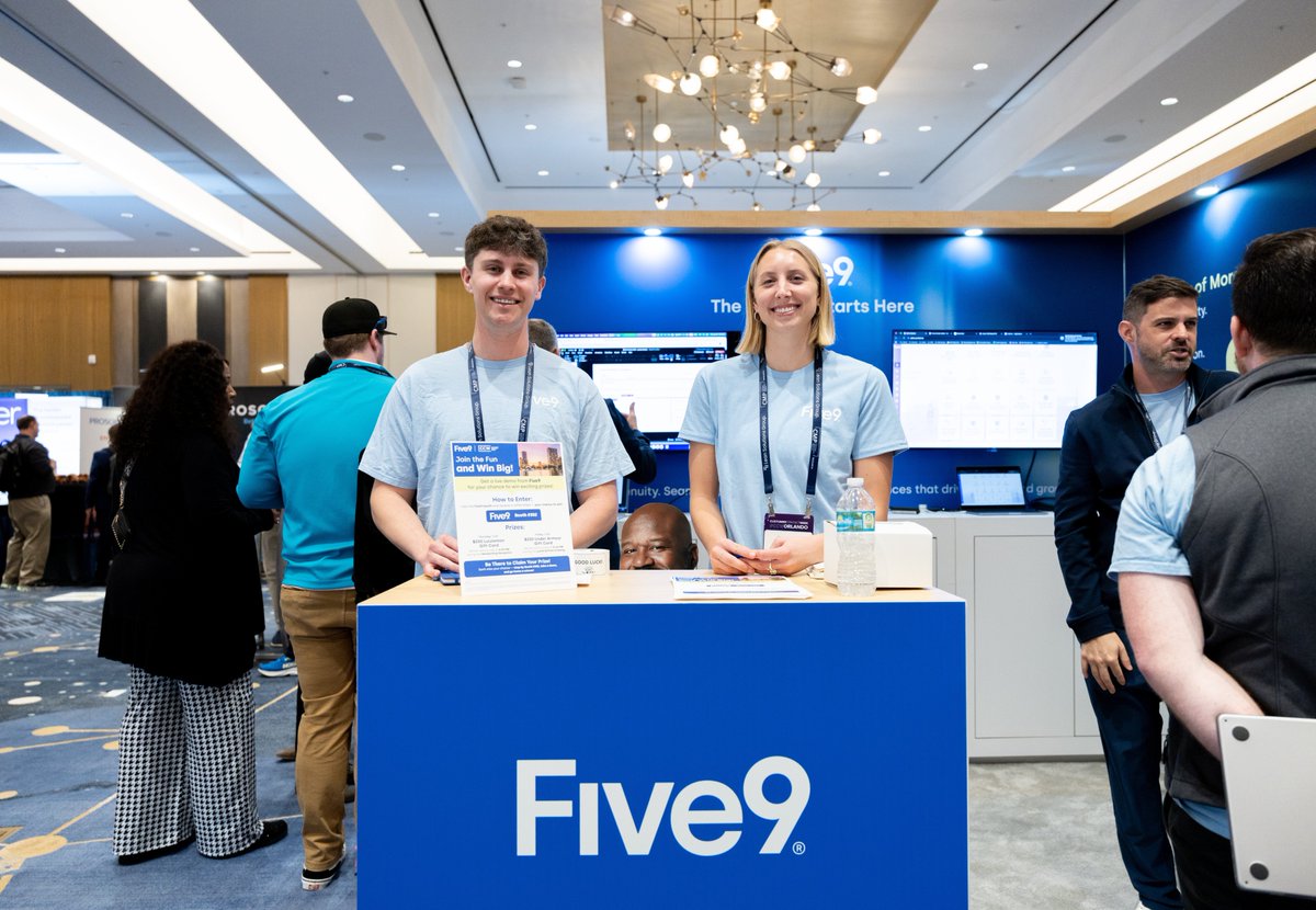 Customer Contact Week tweet media