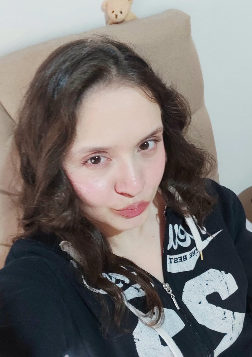 Kocaman oyuncak ayıların yanında benim mini minnacık ayım🥺