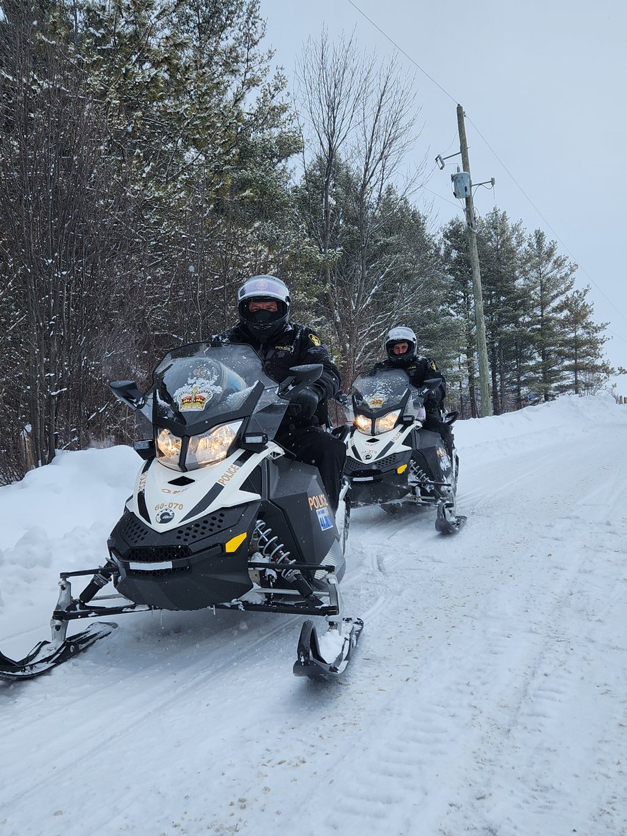 OPP_WR's tweet photo. #OPP officers will be out on #snowmobile patrol this week as #snowmobilesafetyweek runs Feb 9th - 16th. Police will be checking for rider sobriety, proper licencing and documentation, monitoring speed, and checking equipment. Please drive sober and be prepared in the event you are stopped by our officers. For information on #ontario snowmobile trails, visit https://t.co/6vo3KfOufO and please be respectful of landowners who allow these trails to exist for your enjoyment. Remember, trail safety is everyone's responsibility!
#HuronOPP #SouthBruceOPP #WellingtonOPP #PerthOPP #GreyBruceOPP ^cs.