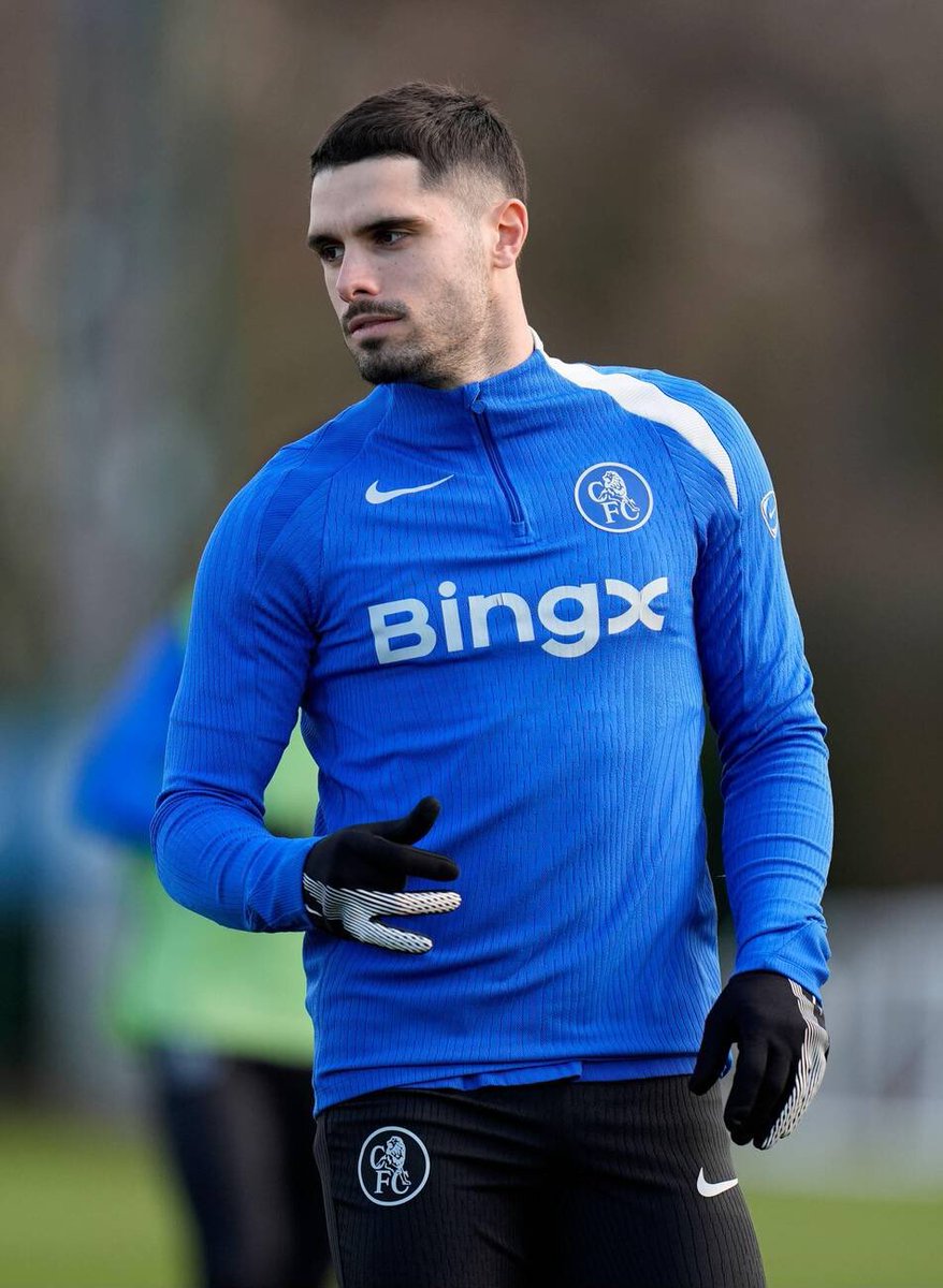 Blue_Footy's tweet photo. ‼️ Chelsea could choose to entertain offers for Neto in the next window, or they may decide it is useful having his experience, rather than leaving Quenda and Estevao to predominantly take care of their right wing.

~ @kierangill_DM https://t.co/d5oakUyH20