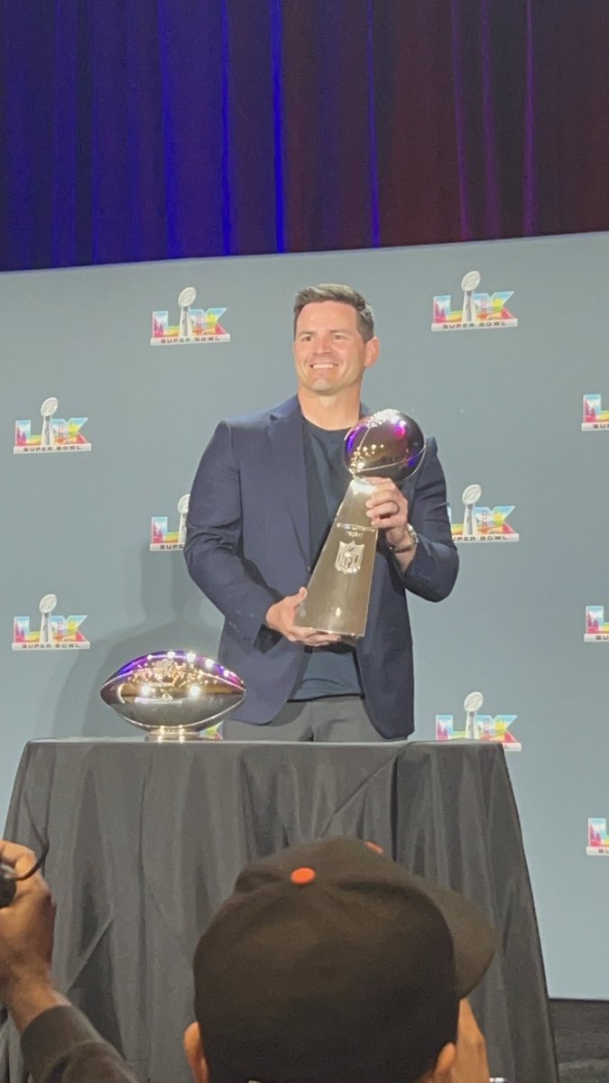 Gregg Bell tweet media