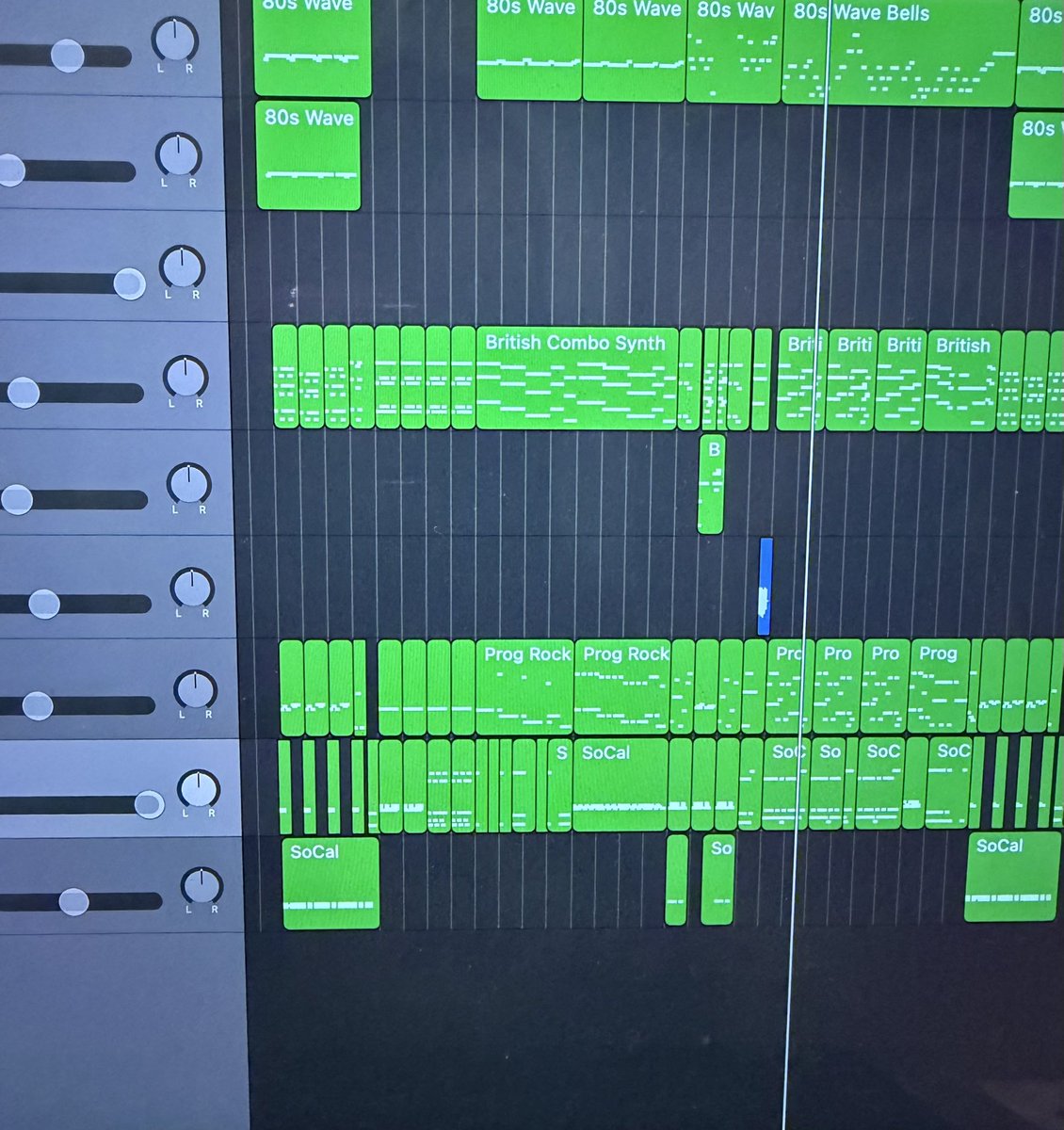 新曲つくってる！🤯🤑🧠😵‍💫
おたのしみに！！🤯🤑🧠😵‍💫