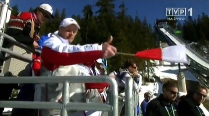 Spektakularnie wielka, gigantyczna AURA 🥹 
#skijumpingfamily #MilanoCortina2026