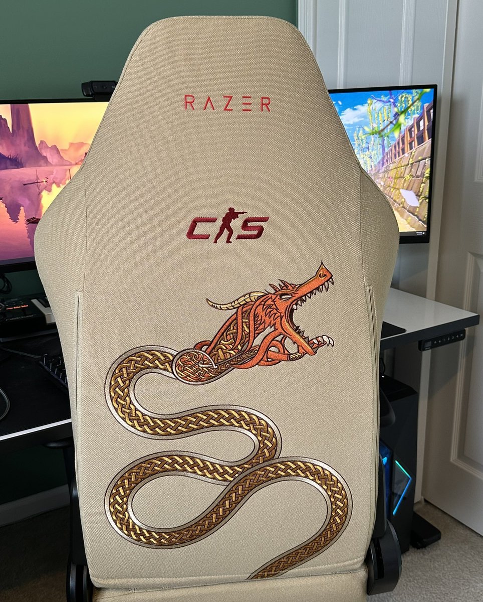 Pricempire.com tweet media