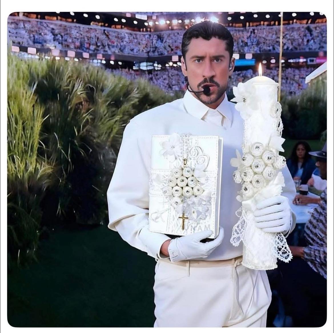 MexicoMagico's tweet image. Yo haciendo mi primera comunión para poder casarme 😩