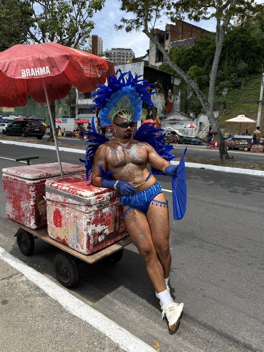 uezzlei's tweet image. 