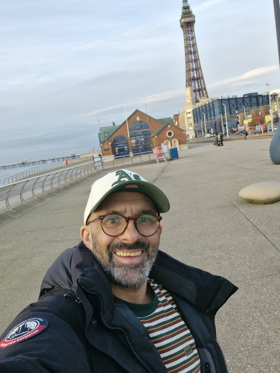 Little away day by the sea 🌊 🎡🗼❤️