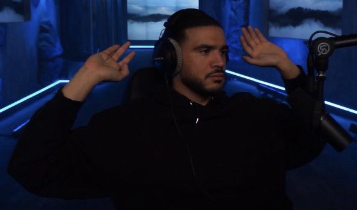 OFFICIELLEMENT 2 semaines qu’Amine est parti avec des belles promesses (<a href="/AmineMaTue/">Amine 😞🌧</a> incroyable les story hein.. 🫠) 
C’est le moment pour Amine de nous prouver qu’on avait tort de pas croire en lui ! 
Petit live ce soir 20h30 ?? 🙃🙂‍↕️