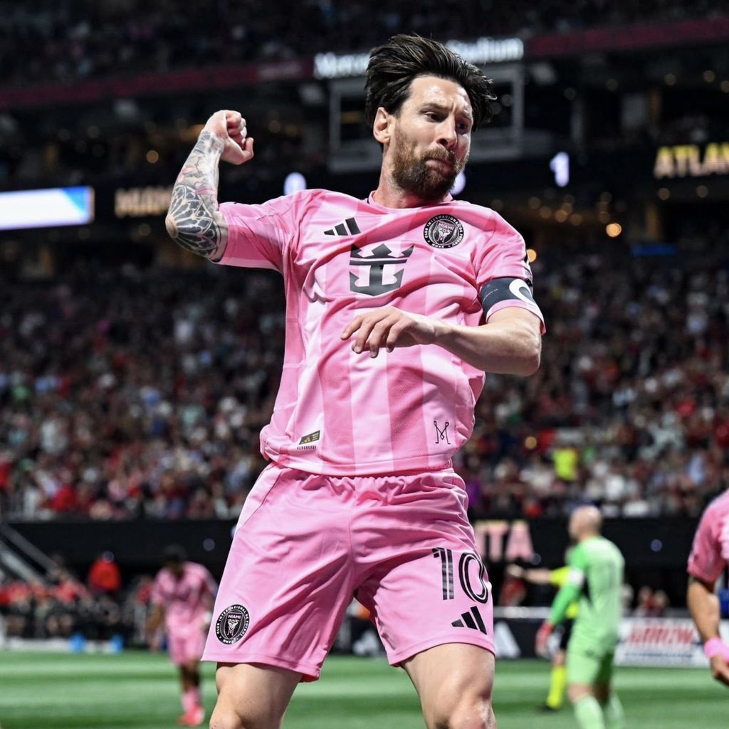 🚨Breaking: Elon musk’s Grok has changed the like button to celebrate Lionel Messi’s greatness 🇦🇷🐐