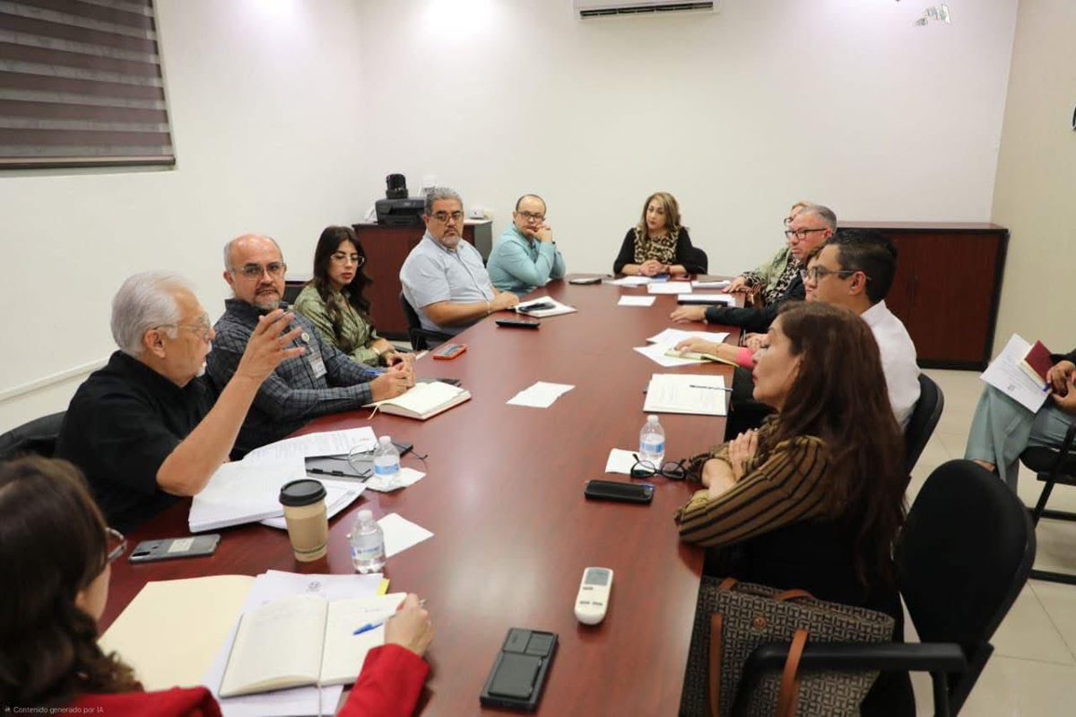 tribunalbcs's tweet photo. ⚖️📁 #AgendaInstitucional | Se llevó a cabo la Primera Sesión Ordinaria del Grupo Interdisciplinario de Archivos, presidida por la Magistrada Presidenta del Honorable Tribunal Superior de Justicia y del Consejo de la Judicatura del Estado de Baja California Sur, Claudia Jeanette Cota Peña. 

Durante esta sesión, la Magistrada Presidenta estuvo acompañada por la Jueza Consejera Elizabeth Castro Cadena, el Consejero Anselmo Santo Mendoza Morales y directivos de esta institución.

Este espacio de trabajo permitió avanzar en la consolidación de acciones orientadas a una administración archivística eficiente, ordenada y alineada con las disposiciones normativas vigentes, en beneficio de una justicia más organizada, accesible y confiable para la ciudadanía. 📘🤝
.
.
#PoderJudicialBCS #AgendaInstitucional #Archivos #Transparencia #PoderJudicialPresente