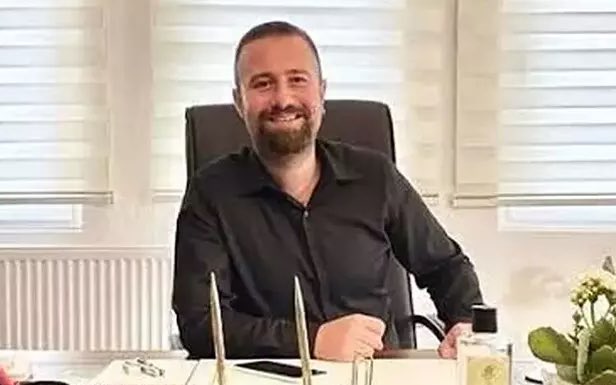 Muğla’da yapay zekaya çarşaf giydirilmiş domuz görseli yaptırıp sosyal medya hesabından paylaşan O.Ç isimli diyetisyen tutuklandı.