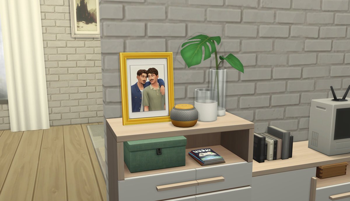 This is just perfect for making no-CC custom pictures of your Sims 🥹😭