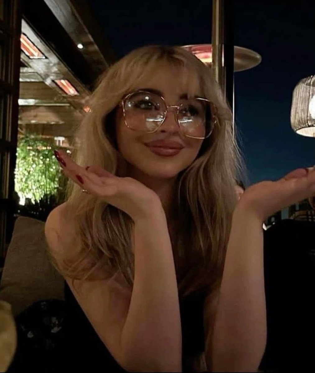 prttygrl_avenue's tweet image. and the genre is sabcutie with glasses