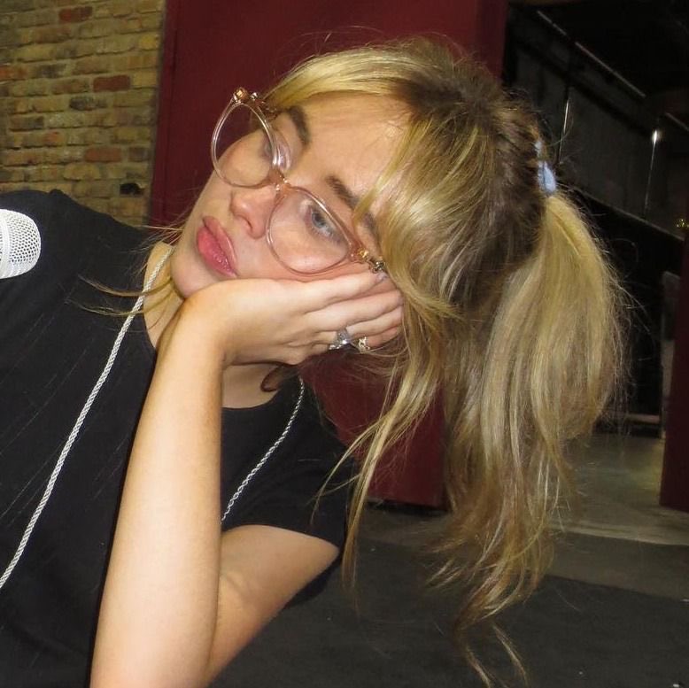 prttygrl_avenue's tweet image. and the genre is sabcutie with glasses