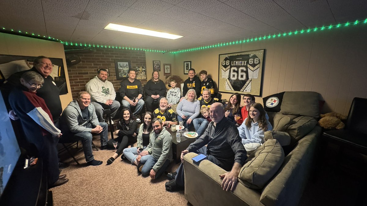 Ian Smith tweet media