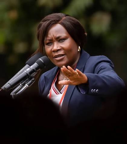 BrianMPeter's tweet photo. My Kenya region has 10 governors.

7 are men.
3 are women.

You will never see him on men who are his equals.

But this tribal-minded Gachagua keeps attacking these women:

a. Susan Kihika from Nakuru.
b. Cecily Mbarire from Embu.
c. Anne Waiguru from Kirinyaga.

It is clear that Gachagua has a appetite and bad manners of fighting women leaders.

Sijui kama walimnyima au nini since akiwa Deputy President.

Wanafaa Watuambie pia.

Otherwise, Mr Gachagua, you should leave these women alone and allow them to run their counties peacefully.

Hiyo upuuus pelekea familia yako.