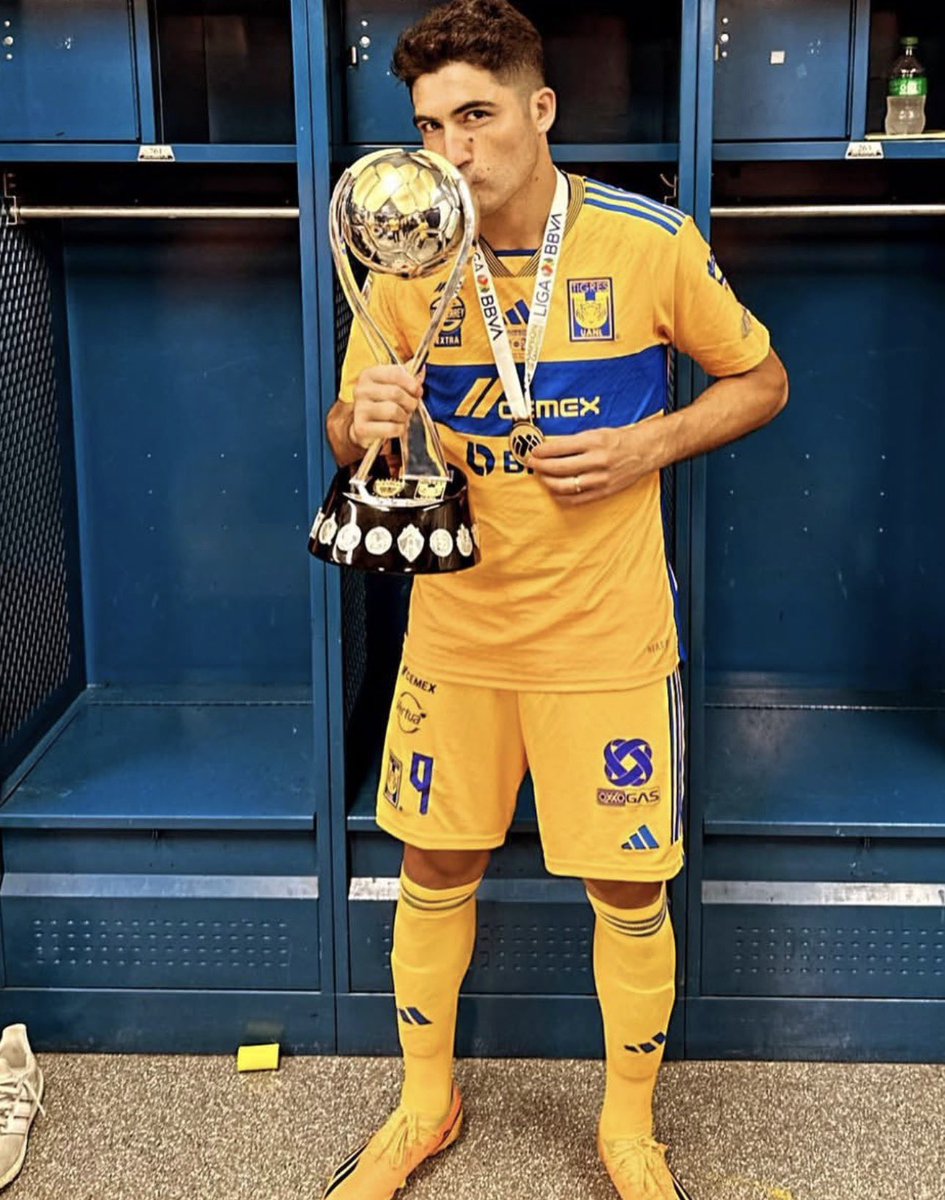 Adrián Esparza Oteo💎 tweet media