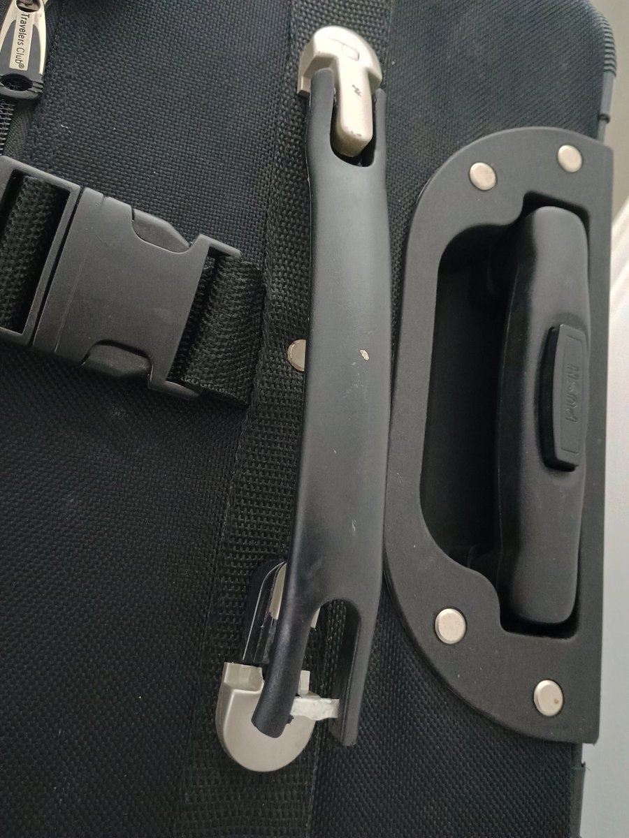 MsMeganFitz's tweet photo. Never flying @united again - on a severely delayed cross-country flight where we ultimately changed planes due to mechanical issues, they only put Priority bags on our new aircraft and routed my checked bag through Denver, breaking the handle in the process (1/?) https://t.co/5oOYAYQGGM