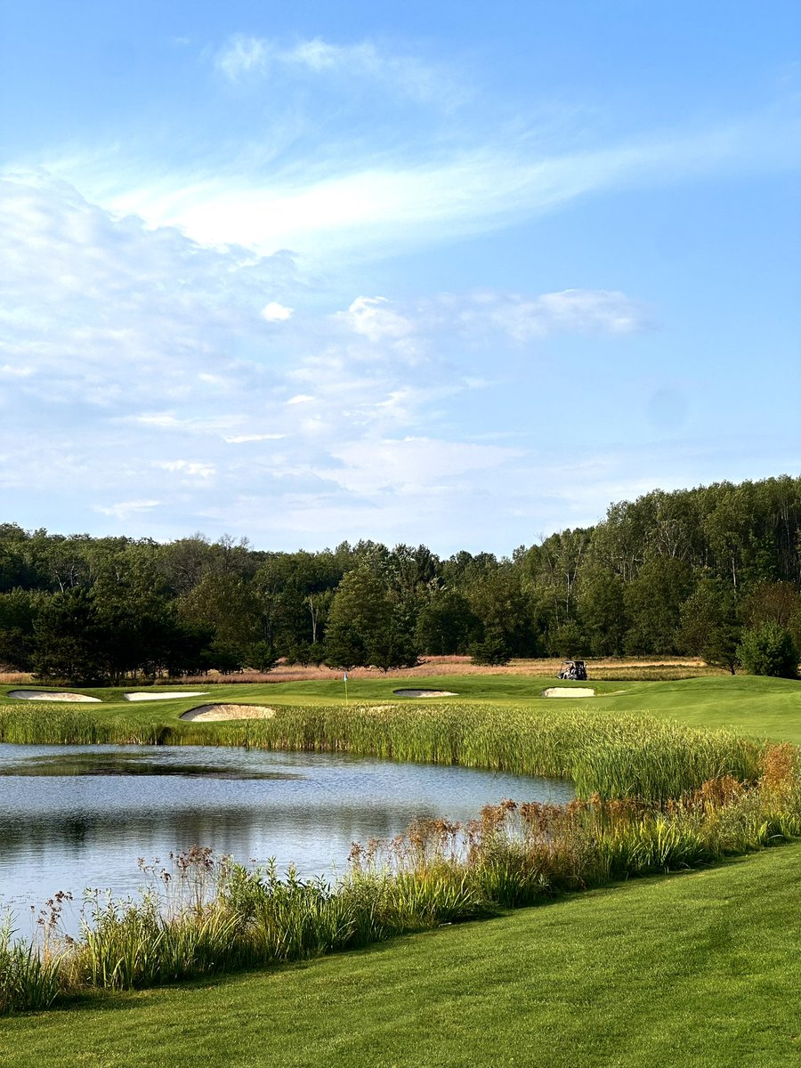 Country Club Casual tweet media