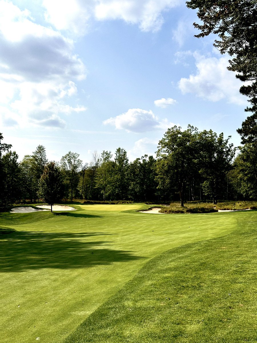 Country Club Casual tweet media