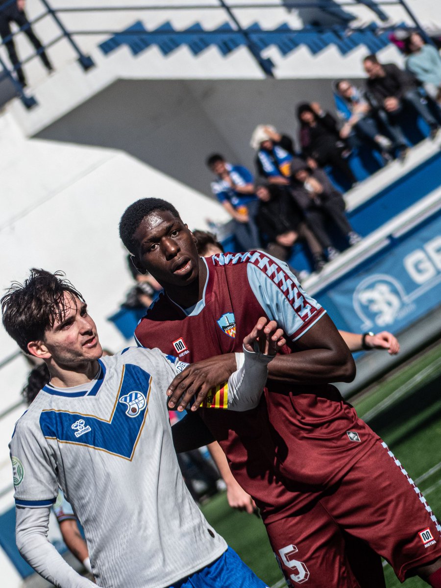 LleidaCF's tweet photo. ✅️ DEBUT de 𝑻𝒖𝒎𝒂𝒏𝒊 𝑭𝒐𝒇𝒂𝒏𝒂 amb el Lleida CF
#LleidaCF #MésViusQueMai https://t.co/aOhO4VgZMX