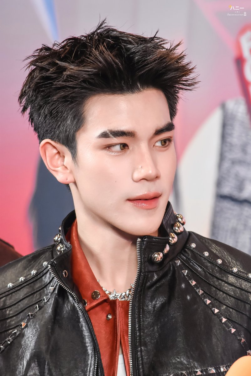 4Merryweather's tweet photo. นี่สินะรูปหล่อ ❤️‍🔥🤯🫠

TRUE5G FANDOM OF SMILE #GFFBSmileBESTwithTRUE5G
• 
🍀꒰ #โฟร์ทณัฐวรรธน์ #Fourthnattawat ꒱.𖥔 https://t.co/gIyY16wzvv