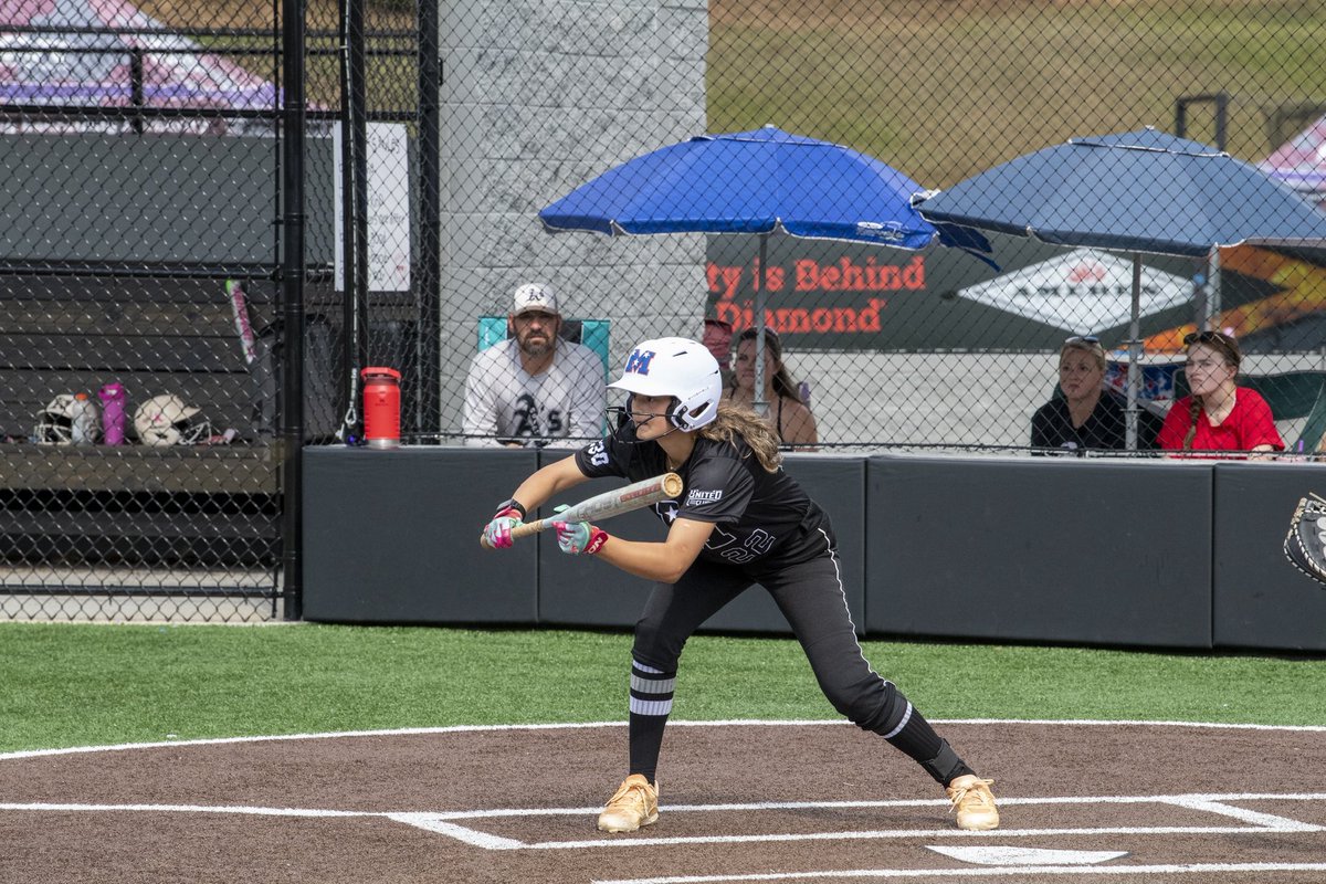 VaderSoftball22's tweet photo. Can’t wait for spring! https://t.co/5ufktn7BAo
