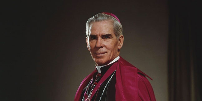 NovenaFor's tweet photo. BREAKING: Bishop Louis Tylka of the Diocese of Peoria announced today that the Holy See has officially confirmed the beatification of Venerable Fulton Sheen will move forward. The date has yet to be announced. Venerable Fulton Sheen, pray for us! https://t.co/kjkXvrgBbW