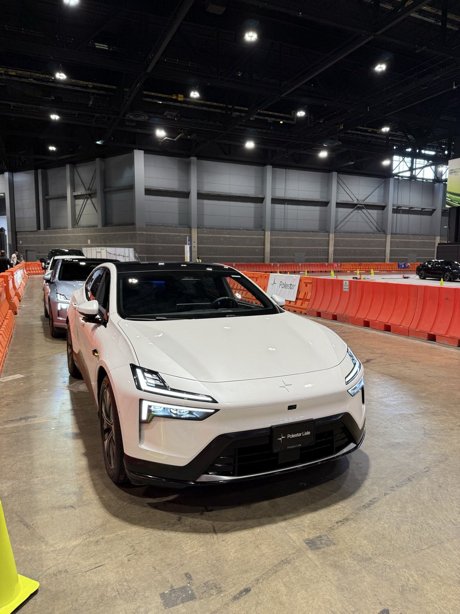 Chicago Auto Show tweet media