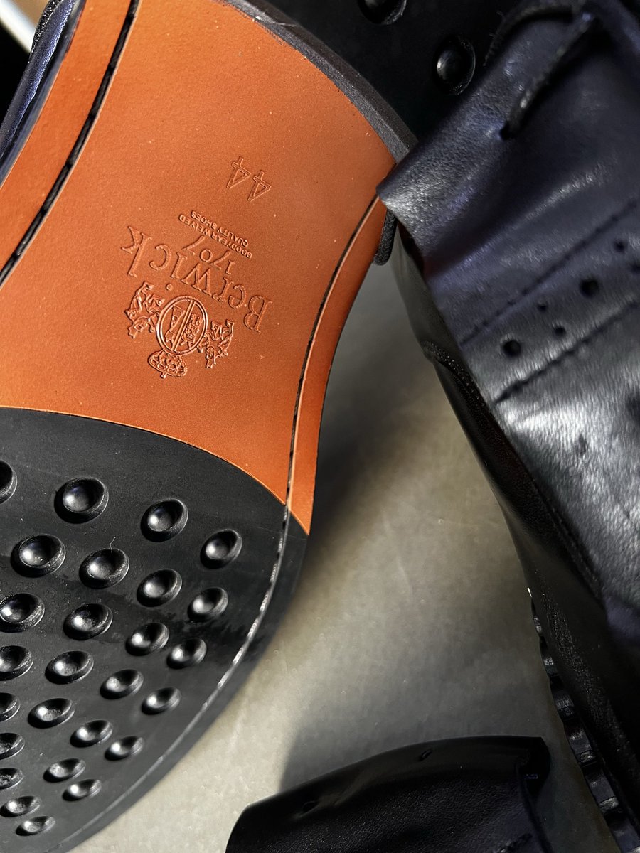 42-43-45-46

4 pièces dispo 

Berwick