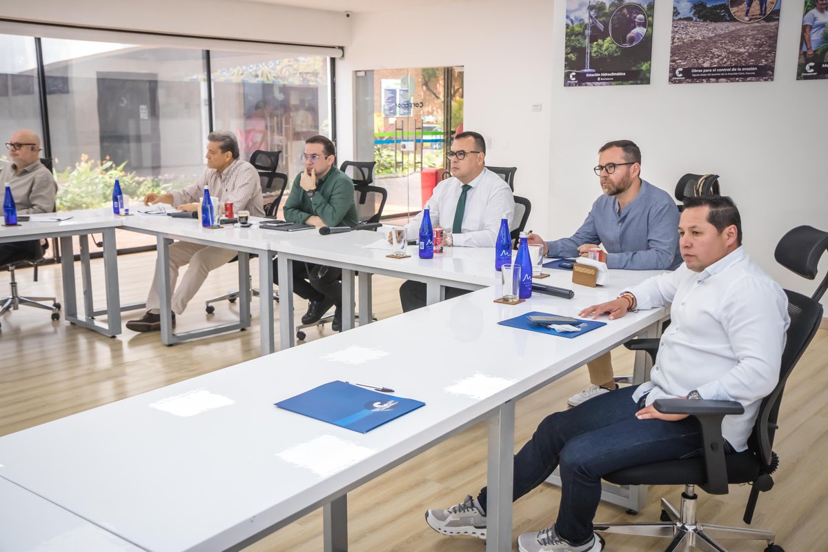 CORPONOR's tweet photo. En sesión extraordinaria, el Consejo Directivo revisó el informe de gestión vigencia 2025, un balance que refleja resultados significativos en el territorio, el trabajo articulado y el compromiso permanente con la protección de la vida, los ecosistemas y las comunidades.  Hilo 👇 https://t.co/yuHRW7W5PX