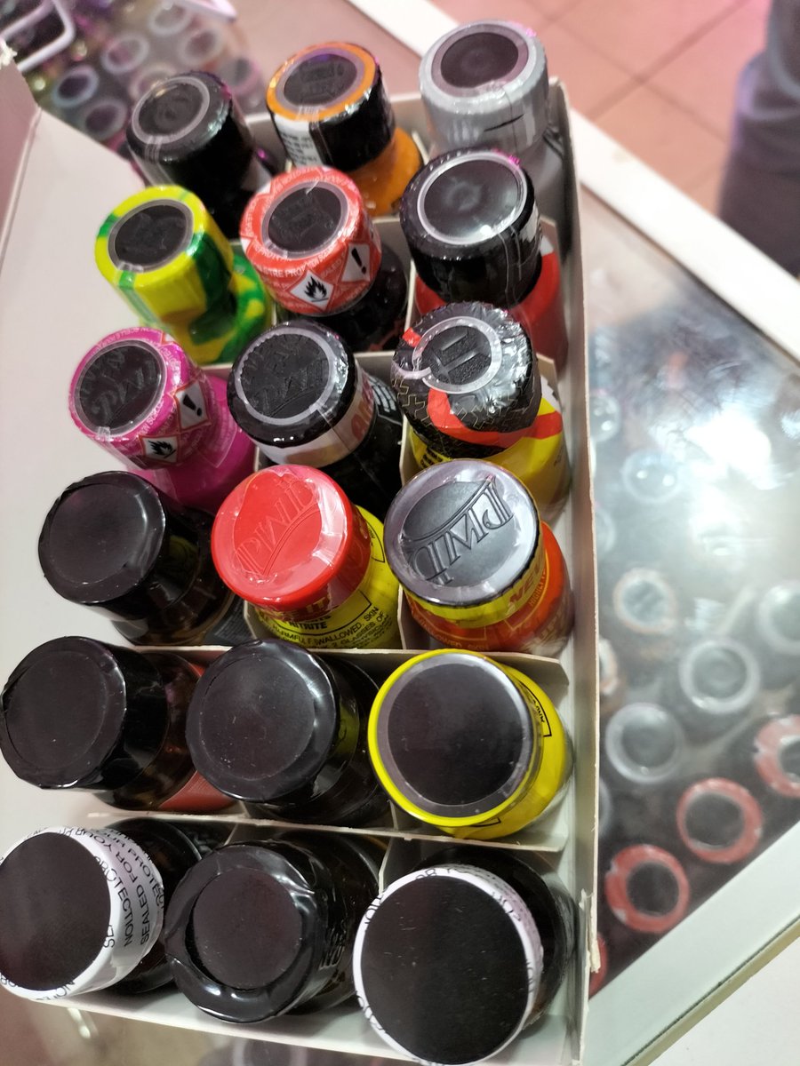 Hoy mandamos varias cajitas de Mayoreo, tu también mándanos tu pedido 😁, tenemos gran variedad 🔥😸