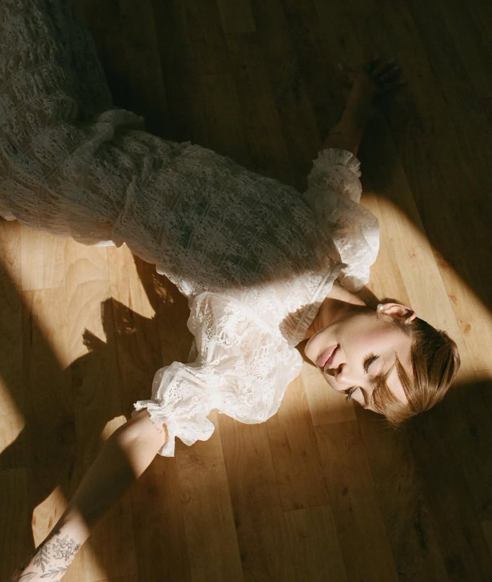 ArianaToday's tweet image. ariana grande for @backstage 
by katia temkin 📸