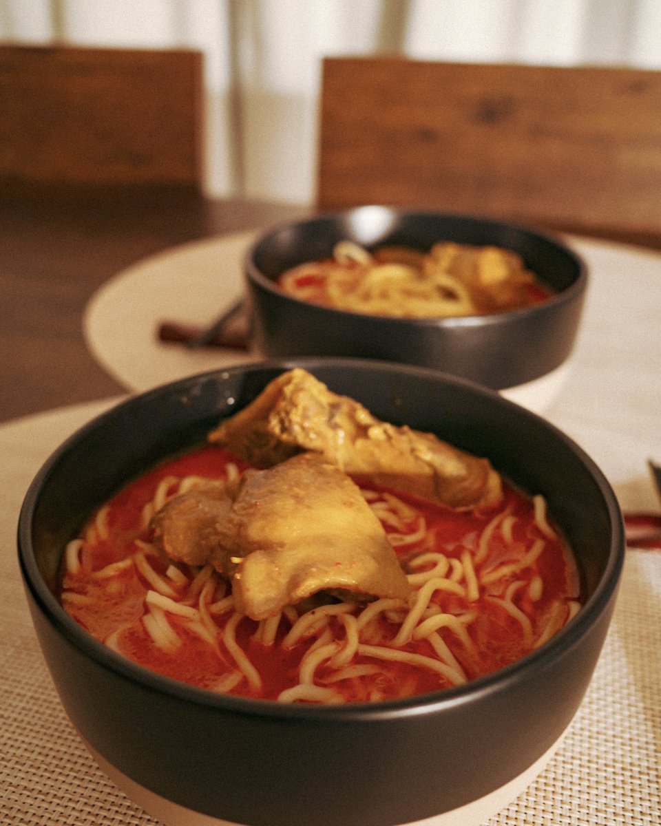 WHAT DID YOU EAT YESTERDAY S02E02

Paul cooked Khao Soi HUHUHU AROI MAK MAK SO MUCH SO MUCH 🍜

HEMMUEH <a href="/sarcasmicbeing/">paul 🇵🇸</a> 😚