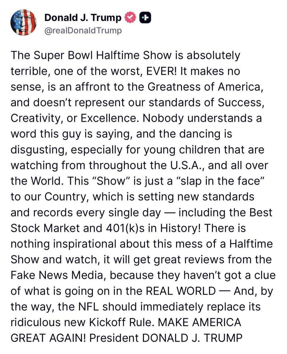 RafalcorS's tweet image. Podría haberse quedao callao y haberlo dejao pasar, pero no. Dice que ha sido terrible, el peor de la historia y que
“los bailes de Bud Banny no son aptos para niños” 
¡Lo dice el que abusó de niños!
Este pavo está totalmente disociado y demente.
Y preside el país más poderoso.