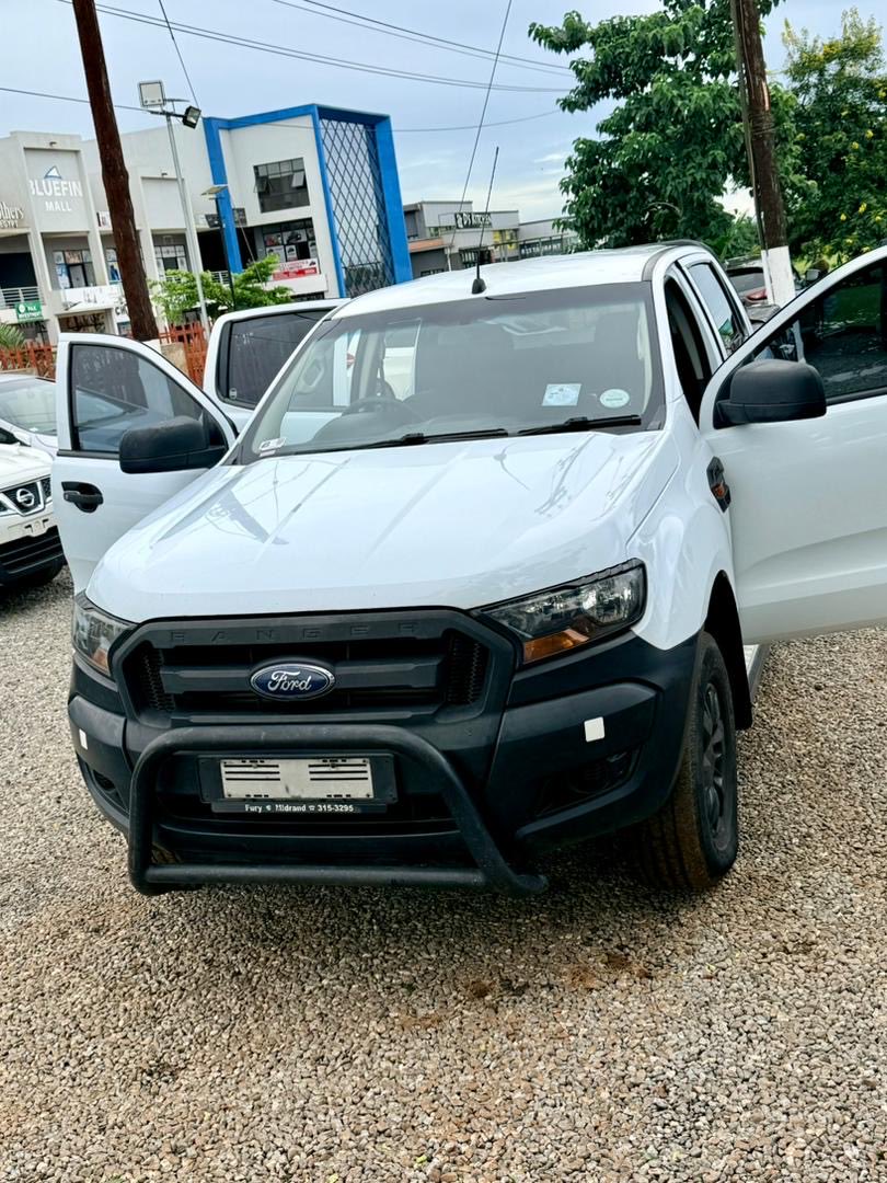 Ford Ranger Hi-Rider  2018 For Sale! 
Excellent Condition
Diesel 
87,000km
Imported from South Africa .  

MWK 85,000,000
📞0997177690
Lilongwe