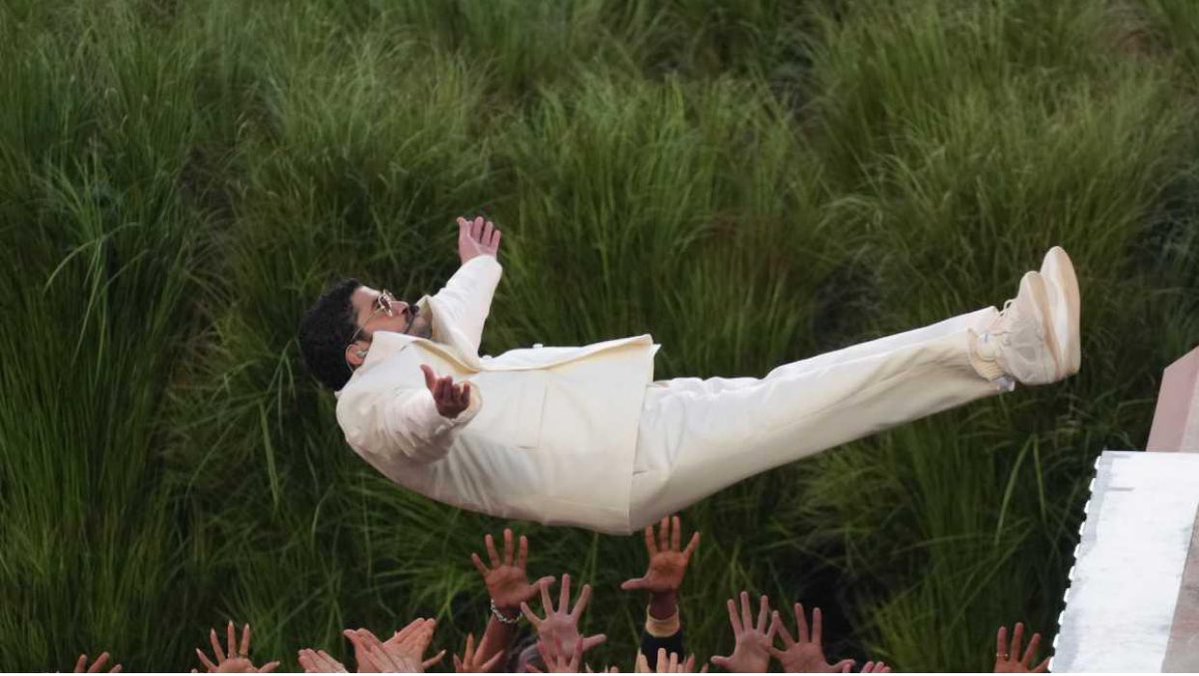 No hay nada más hipócrita y ruin que un progre. 

En Panamá, los progres aplaudiendo al tipo que en sus canciones trata a las mujeres como basura, promueve el consumo de droga, dice vulgaridades sin medida y, para rematar, no tiene talento musical… 

Bad Bunny es un antivalor