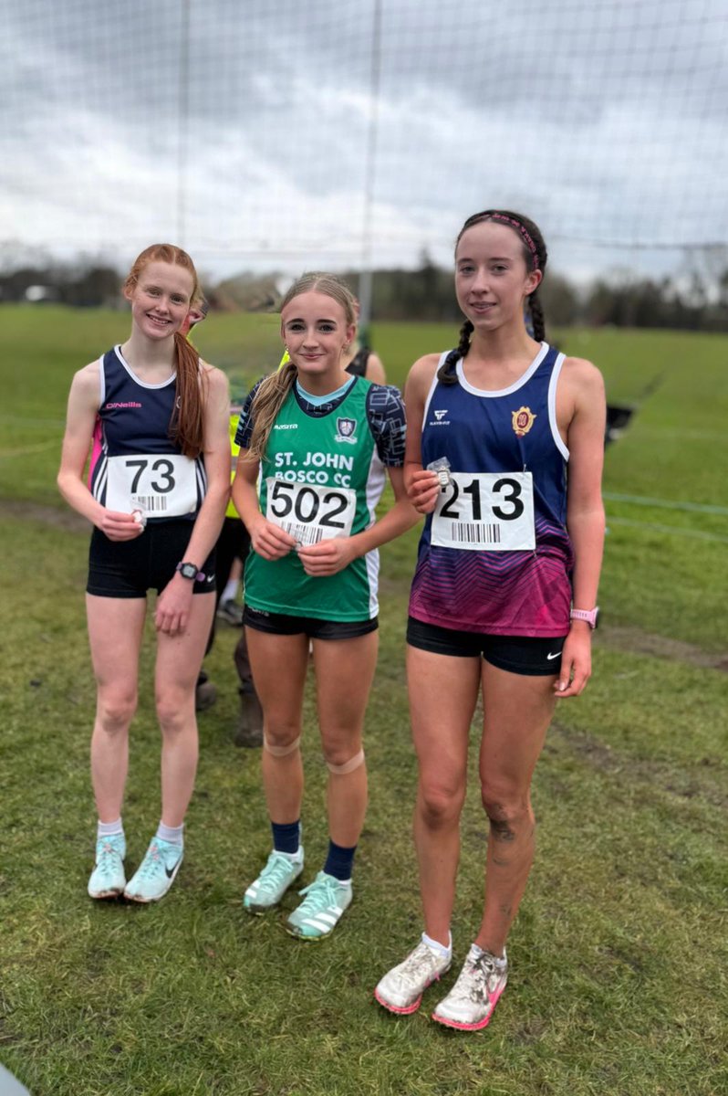 Laurel Hill Coláiste tweet media