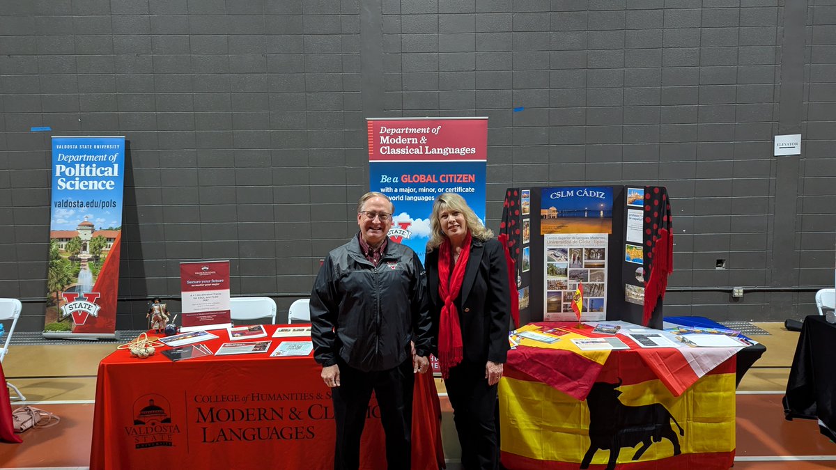 MCL_VSU's tweet photo. During this weekend’s Open House, Dr. Bell and Dr. Russell represented MCL. Dr. Davidson did an excellent job highlighting experiential learning and undergraduate research. Our student Ahava Judah presented during the CoHSS session and represented the program exceptionally well. https://t.co/ZQ0irZPFeX