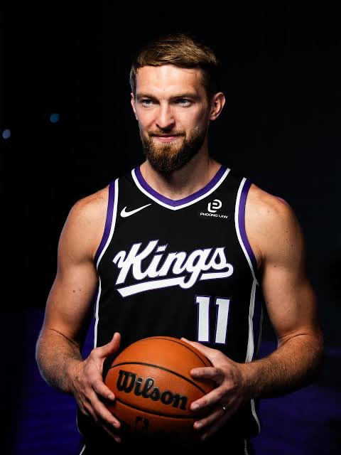 analisisbamba's tweet photo. 🏀 LA FIJA NBA DEL DÍA #1

🔐 Domantas Sabonis +7.5 rebotes

🔥 Rebotes de pívots que ✅ vs Pelicans

•Gobert → 16 (línea 11.5)
•Turner → 9 (línea 7.5)
•Kalkbrenner → 7 (línea 4.5)
•Embiid → 11 (línea 9.5)
•Chet → 14 (línea 9.5)

50€ para 1 que de apoyo ❤️+🔁 https://t.co/rE8mAf9jXa