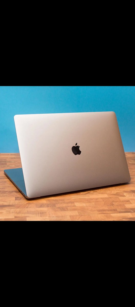 ayokqnmiadejola's tweet image. Do you prefer your laptop sticker-bombed or clean and minimalist?  

No wrong answers 😂 I'm just curious 🤔

#MacBook #StickerBomb #TechLife #ProgrammerSetup