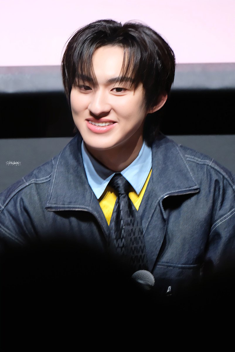 jibjeab's tweet image. “โลกภายนอกวุ่นวายแค่ไหน
ตรงนี้ยังอบอุ่นเสมอ”
#thomaskong #โทมัสก้อง 
#tthomastc #kongjiro