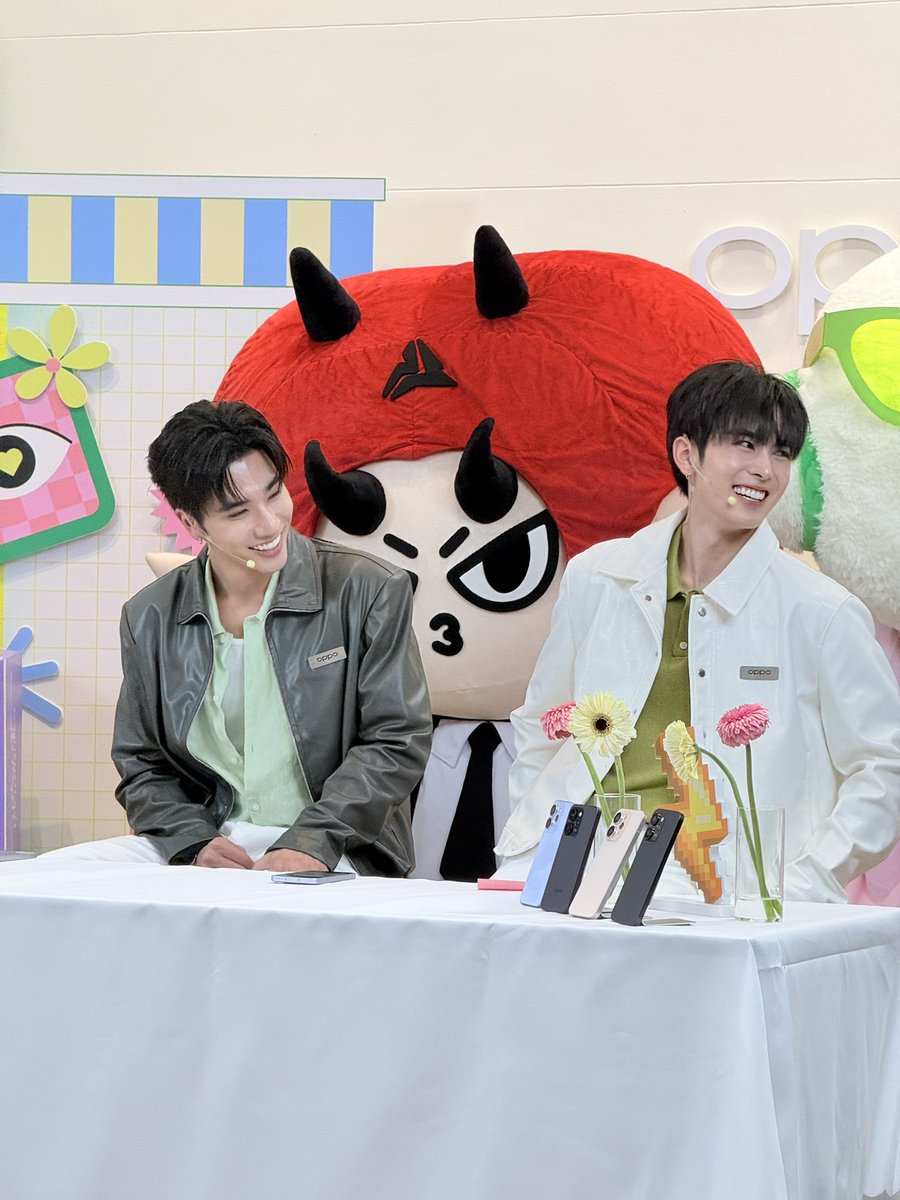 domiia_GMMTV's tweet image. ขอบคุน @OPPOThailand ทิหั้ยมาวิ่งเล่นกะแด๊ดกะป๊า บ้านเรามันเท่ฉุด หนุกมากกเล้ยยฮ๊าฟ 🔥 
#Reno15SeriesTHxPerthSanta
#Reno15SeriesTHxDOMIIA