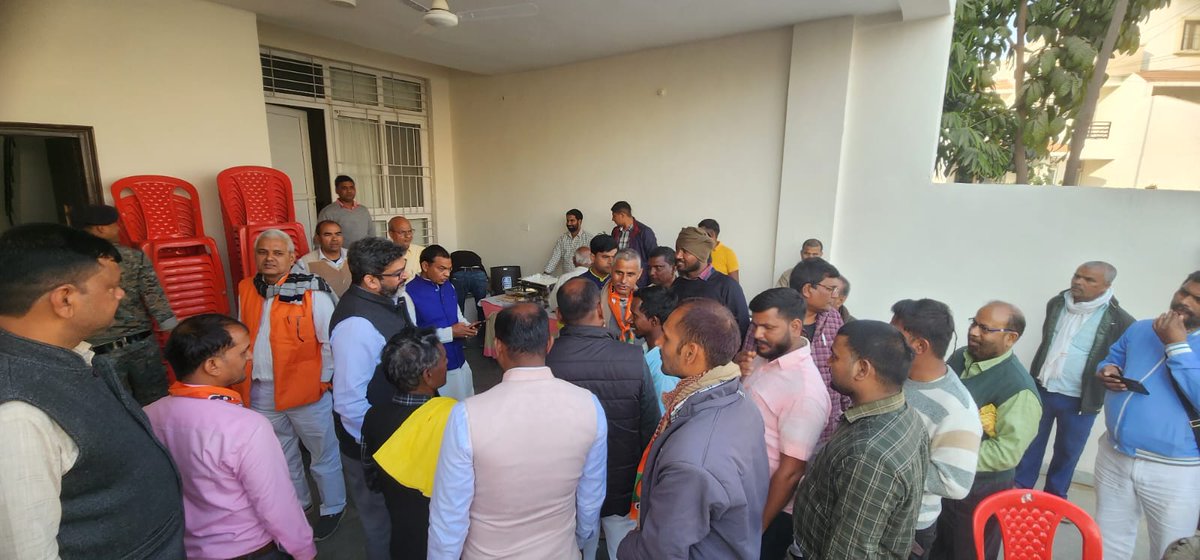 भा०ज०पा० के राष्ट्रीय अध्यक्ष मा० नितिन नवीन जी के स्वागत अभिनंदन हेतु #अरवल एवं #गोह से पधारे सम्मानित कार्यकर्ता एवं समर्थक बन्धु-बान्धवों से सरकारी आवास पर मुलाकात कर कुशलक्षेम जाना एवं आत्मीय अभिनंदन किया। 

<a href="/BJP4Bihar/">BJP Bihar</a> <a href="/NitinNabin/">Nitin Nabin</a>