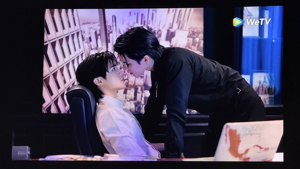 ytdtheseries's tweet photo. ไม่ใส่แว่นดูดีกว่านะ 
เห็นด้วยงับ 🥹
แต่ใส่แว่นก็หล่อน้าาาาา

YESTERDAY EP1EP2
#YesterdayEP1EP2 https://t.co/HaVTogYHmM
