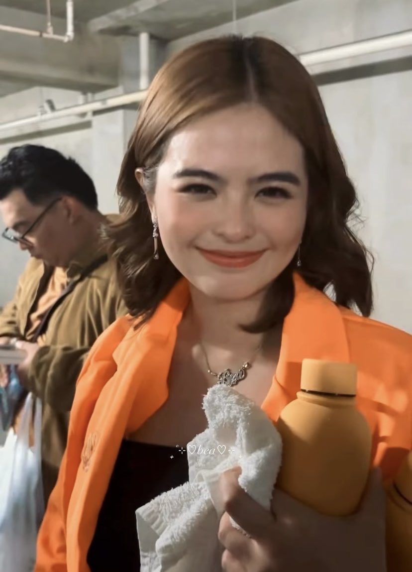 sunshaynnn_'s tweet image. SOBRANGGGG GANDAAAA 😩

©️ @yellowbear____