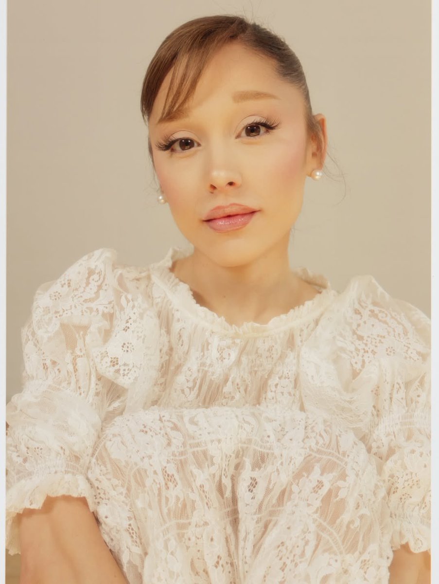 ArianaToday's tweet image. ariana grande’s full conversation with @backstage will be available on the ‘in the envelop: the actor’s podcast’ this thursday, february 12th at 11 am e.t.