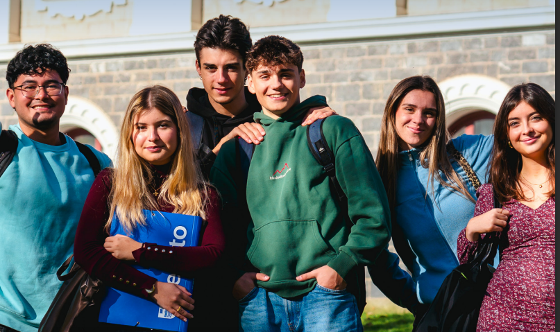 Deusto PreUniversity tweet media